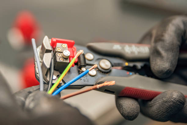 Best Commercial Electrician Services  in Park Hills, KY